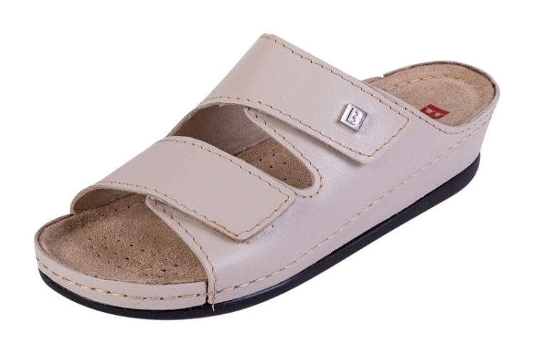 Skórzane klapki zdrowotne w kolorze beżowym