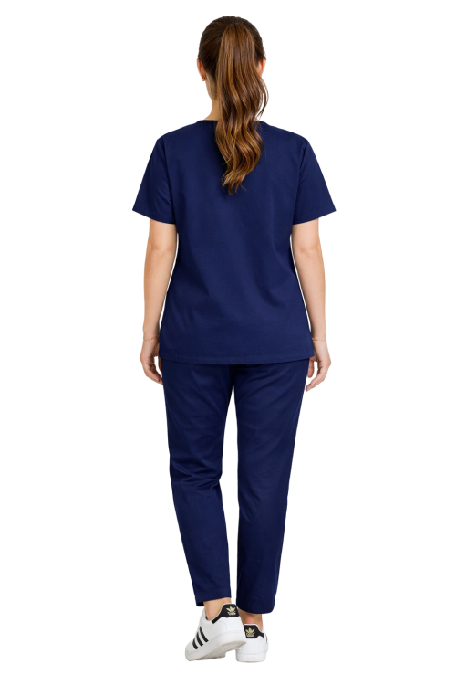 Granatowy komplet medyczny CLINIC z bluzą i spodniami.png