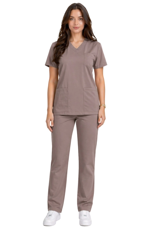 Damski komplet medyczny Casual  PREMIUM w kolorze cappucino ,spodnie proste klasyczne